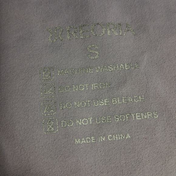 Reoria Lavender Cropped Tank Top Lace Overlay Mixed Media Size S Small V Neck - Picture 8 of 12